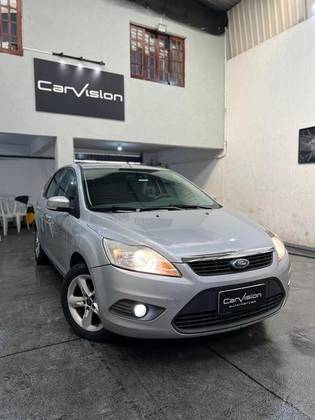 FORD FOCUS 2.0 GLX 16V FLEX 4P AUTOMÁTICO